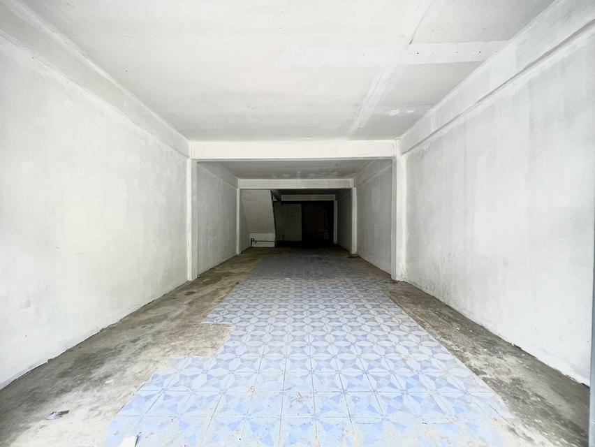 ✨ขายด่วน ตึกแถว 2 ชั้น (ต่อเติมเพิ่มเป็น 3 ชั้น) ทำเลดี ซอยเอกชัย 62 เดินเข้าซอยเพียง 100 เมตร ใกล้ตลาดปิ่นทองและ Big C บางบอน 4