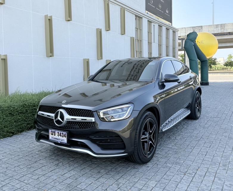 รหัสรถ AP3434 Benz GLC220d Coupe AMG ปี 2021  (สีเทา)