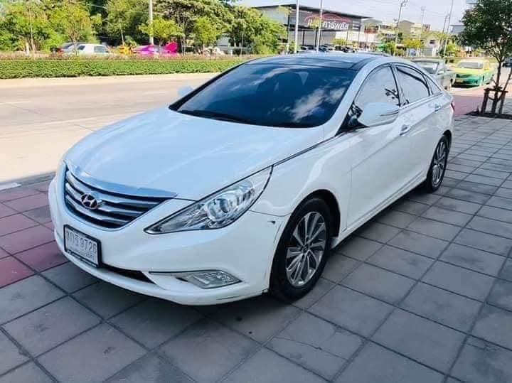 Hyundai Sonata ปล่อยขายด่วน 4