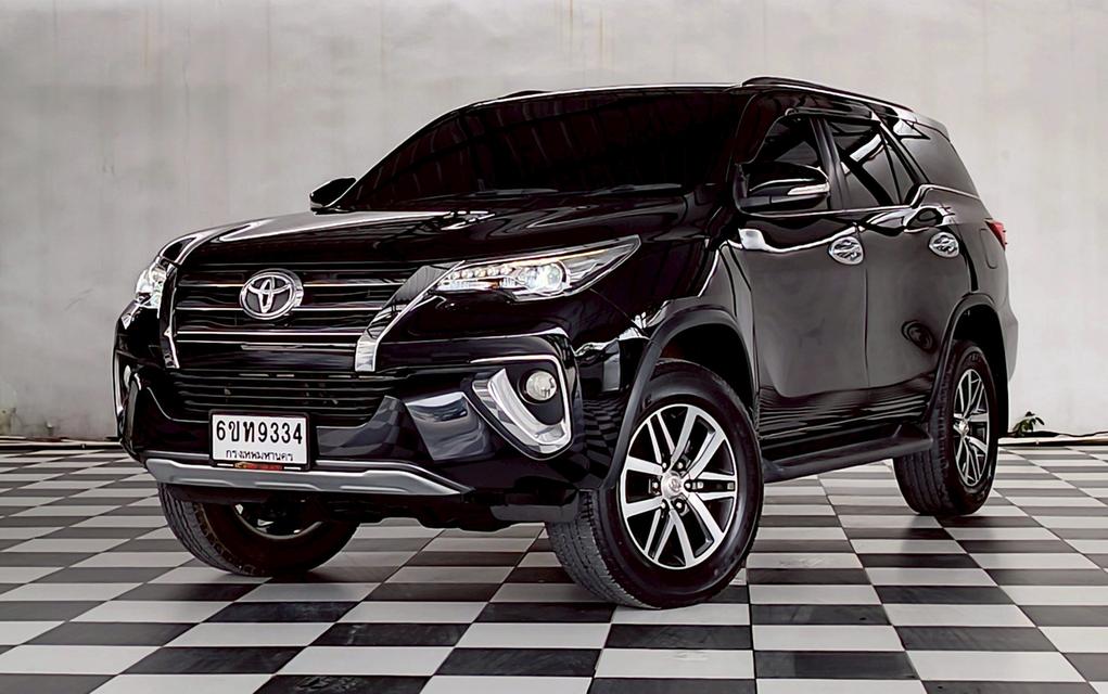 รถยนต์มือสองพร้อมใช้งาน