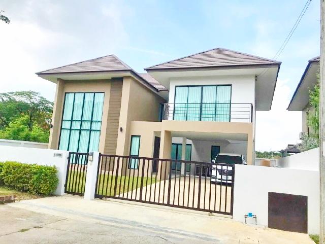 สนามกอล์ฟวินด์เซอร์ปาร์ค500ม.ไม่เคยอยู่ ให้เช่าคฤหาสน์ 2ชั้น 405 ตร.ม.105 ตร.วา. 3-4นอน MRT สุวินทวงศ์ 7.7กม. 3น้ำ ตลาดย