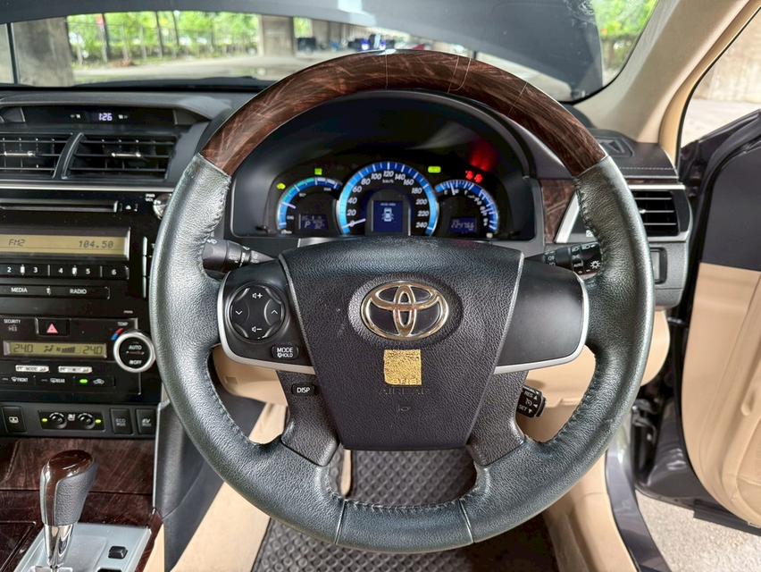 Toyota Camry 2.5 Hybrid CD AT ปี 2013 11