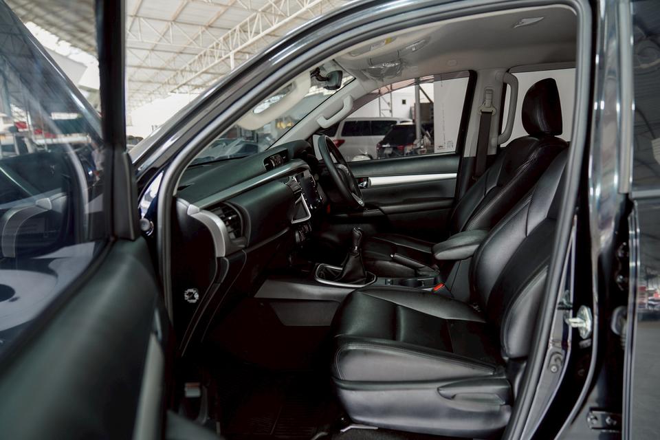 TOYOTA HILUX REVO 2.4 MID PRERUNNER DOUBLECAB MT ปี 2020 จด 2021  14