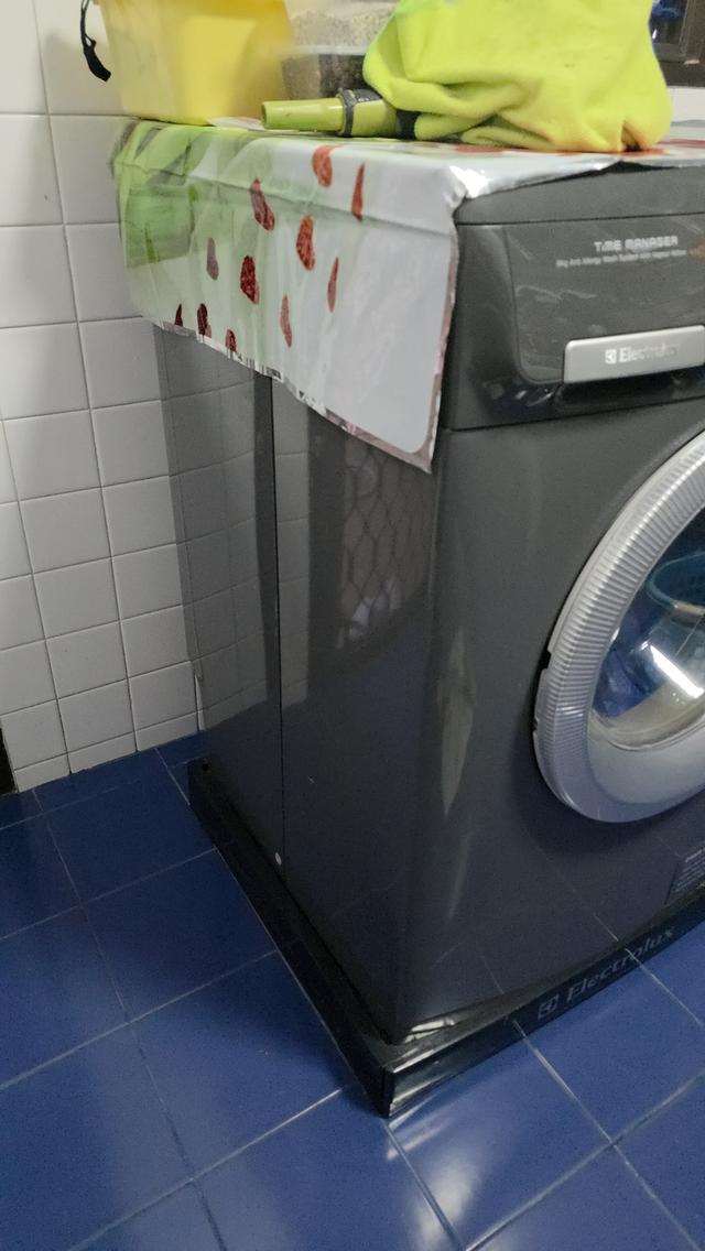 เครื่องซักผ้าฝาหน้า electroluxe