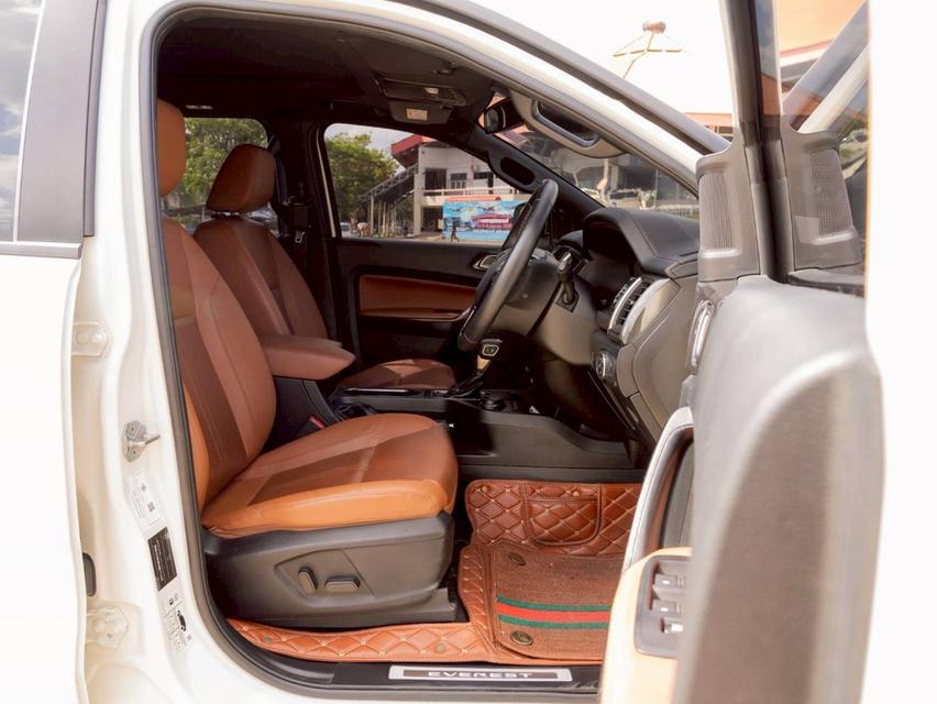 Ford Everest 2.0 Bi Turbo Titanium+ 4WD 2021 จด 2022 13