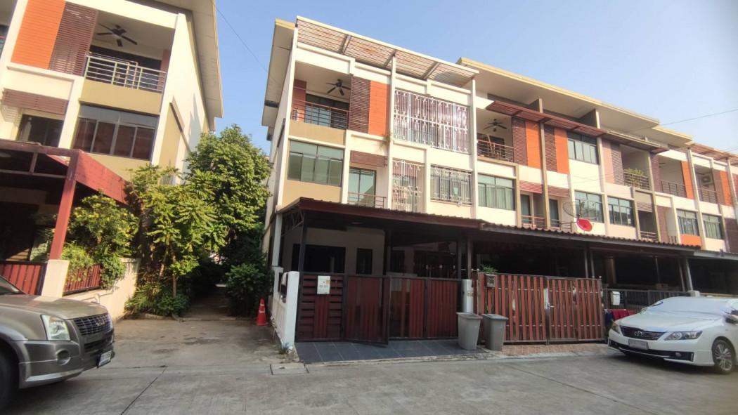 ให้เช่า ทาวน์โฮม 3 ชั้น หลังมุม ใกล้สาทร – หมู่บ้านซิกเนเจอร์ กัลปพฤกษ์ 1