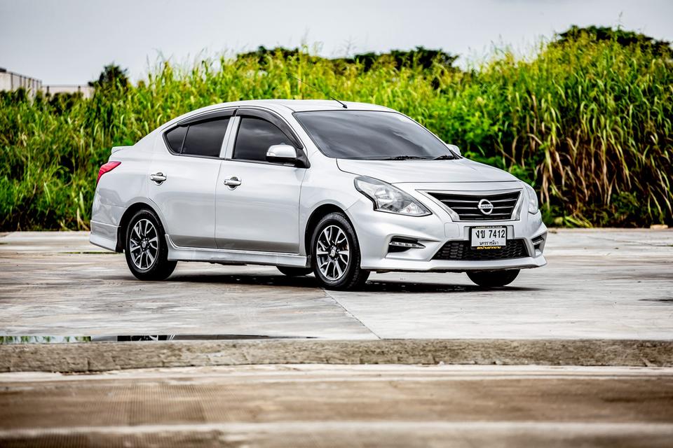 Nissan Almera 1.2E ปี 2019 สีเทา เกียร์ออโต้   4