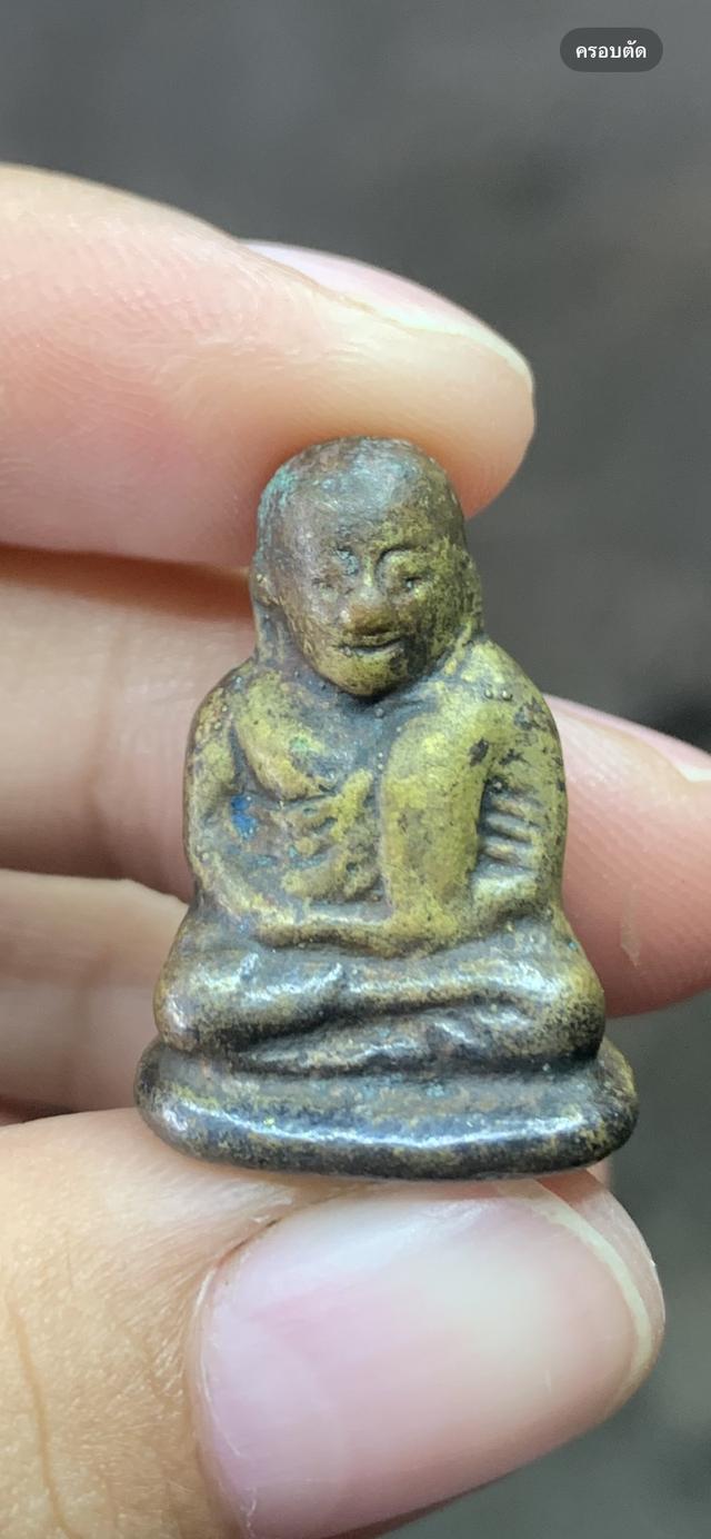 รูปหล่อหลวงพ่อเงิน….