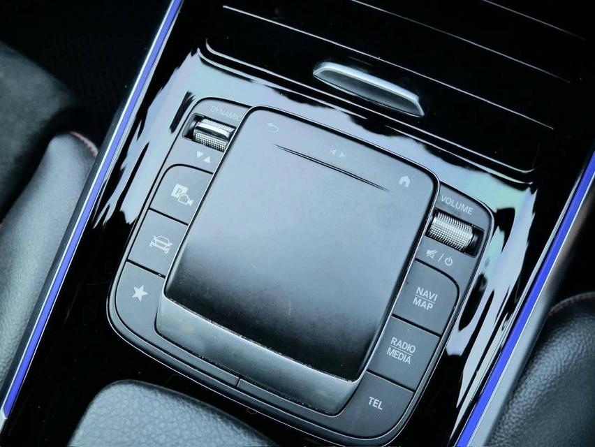 2022 Benz GLA200 AMG 17