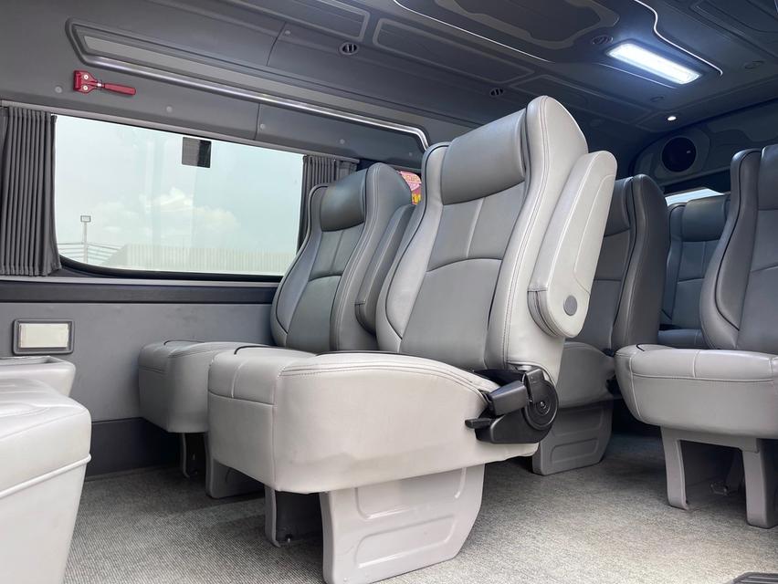 ขาย Toyota Commuter 2.8 ปี20 13