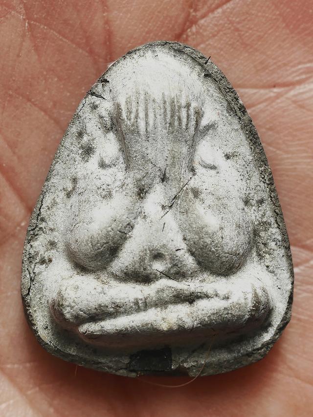 พระปิดตาปลดหนี้ หลังยันต์ตรี เนื้อผงใบลาน หลวงปู่โต๊ะ วัดประดู่ฉิมพลี.....เก่าๆ 6