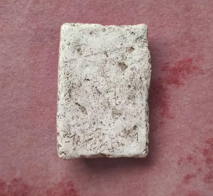 พระสมเด็จพิมพ์ใหญ่คราบกุเก่าถึงยุค รูปที่ 2