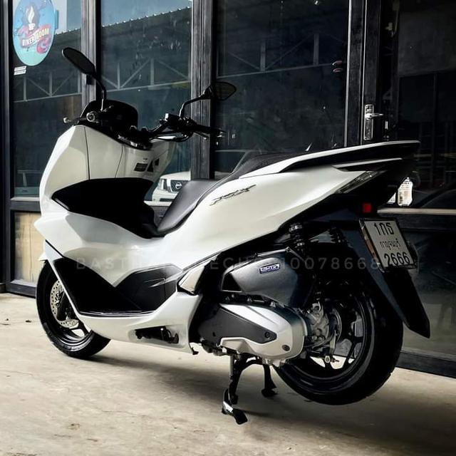 Yamaha Xmax 300 สีขาวปี2020