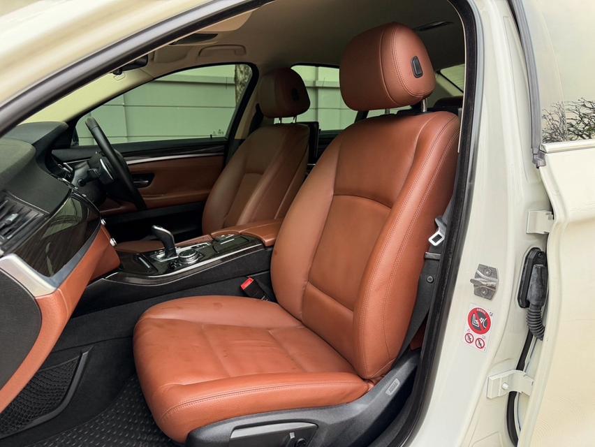 รหัสรถ AVA9965 🎉 BMW 525d Luxury LCI โฉมใหม่ F10 ปี 2016 10