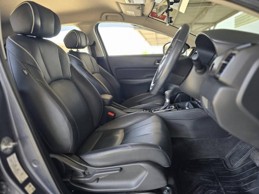 Honda City 1.0SV ปี 2022  ใช้น้อย 4x,xxx กม. 12