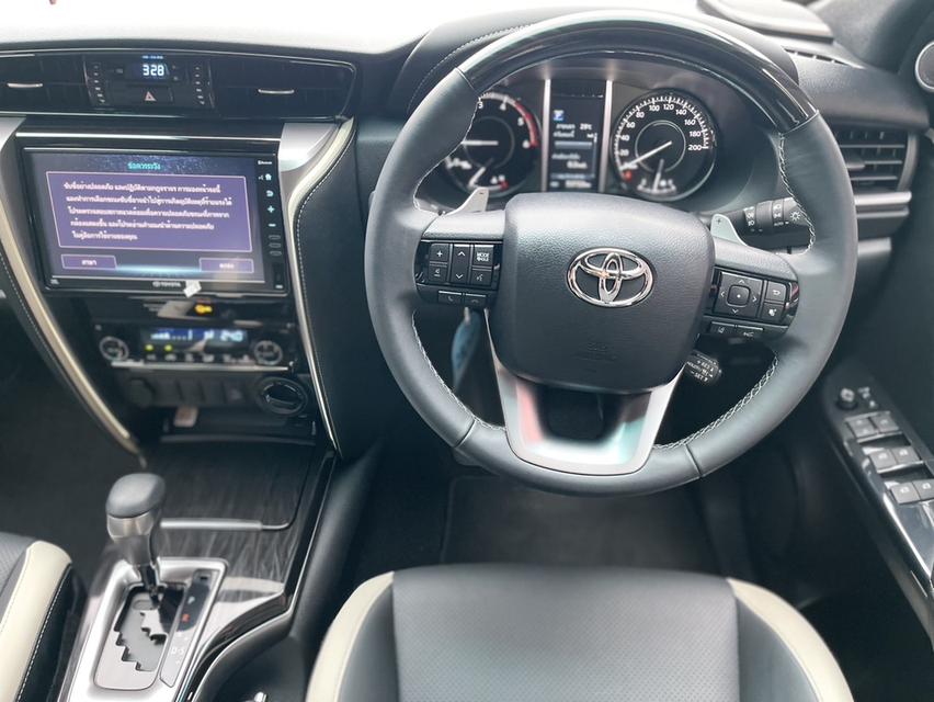 รหัสรถ AP8844 Toyota Fortuner Legender 2.8 4x4ปี 2021 14