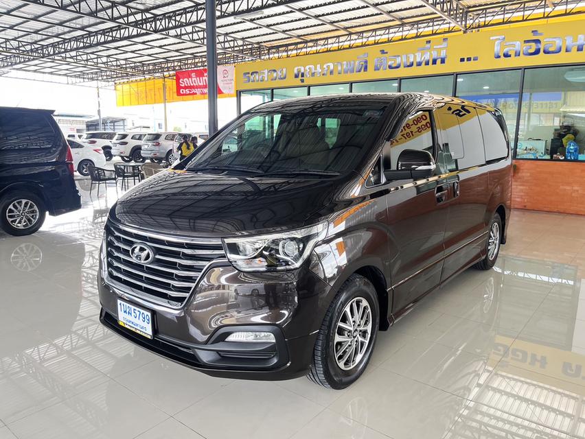  Hyundai H-1 2.5 Deluxe (ปี 2019) Wagon AT