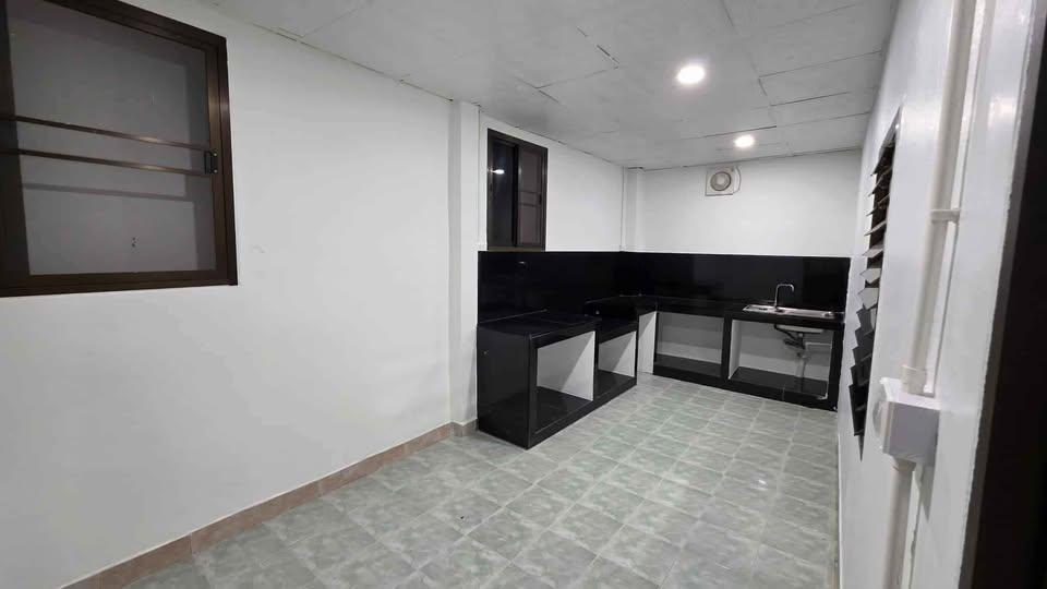 MBR10 ทำเลทองนาคนิวาส! เช่าบ้านเดี่ยวทำโฮมออฟฟิศ ลาดพร้าว 71 (ซอย 44) พื้นที่ 260 ตร.ม. 5 นอน 4 น้ำ ใกล้ Central Eastville 6