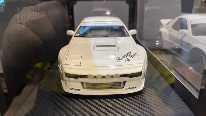 Ignition Model  IG2909 1/18 PANDEM RX-7 (FC3S) White   2