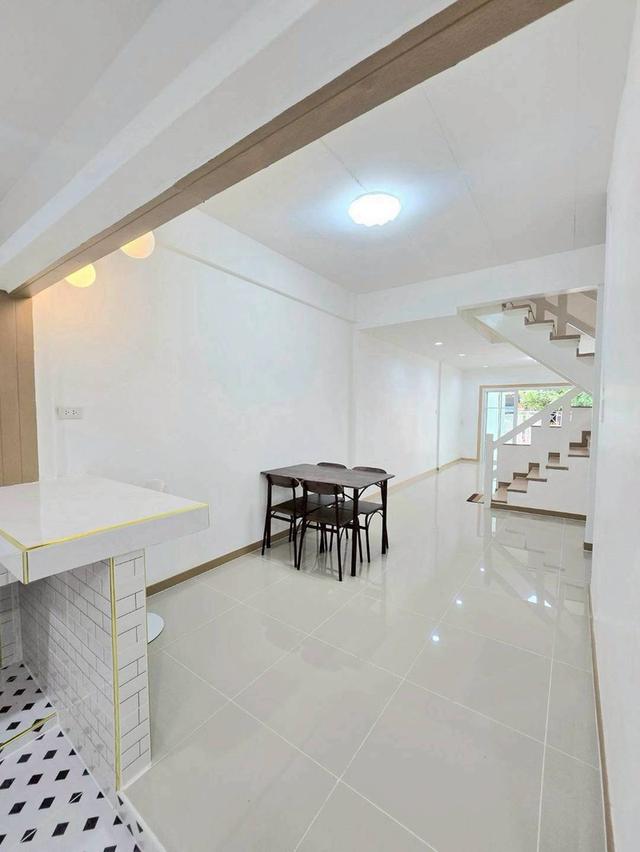 หมู่บ้านดิเอมเมอรัลด์พาร์ค2  10