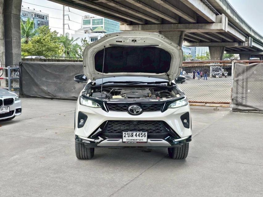 รหัสรถ WMT4456 Fortuner 2.8 Legender Black Top 4WD ปี 2022 18