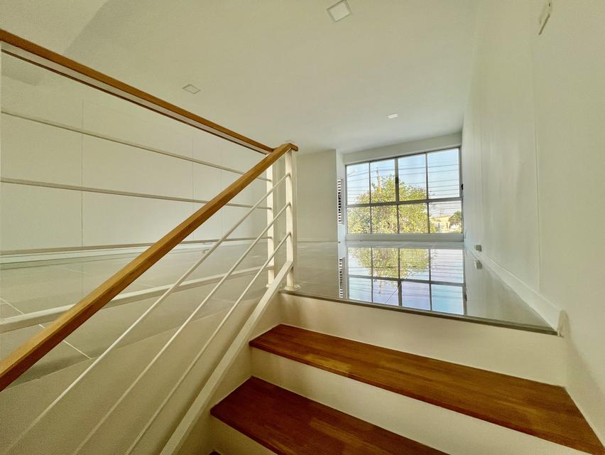 ขายอาคารพาณิชย์ 3 ชั้น ซอยกันตนา บางใหญ่ นนทบุรี 6