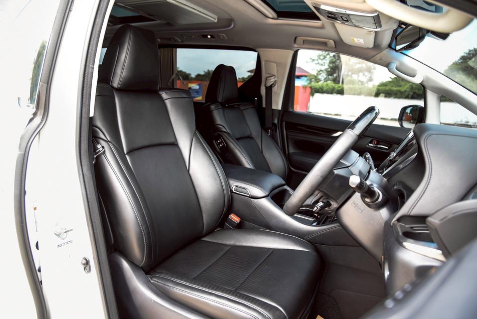 รหัสรถ CBL7505 Toyota Vellfire 2.5 Z G Edition AT 2015 12