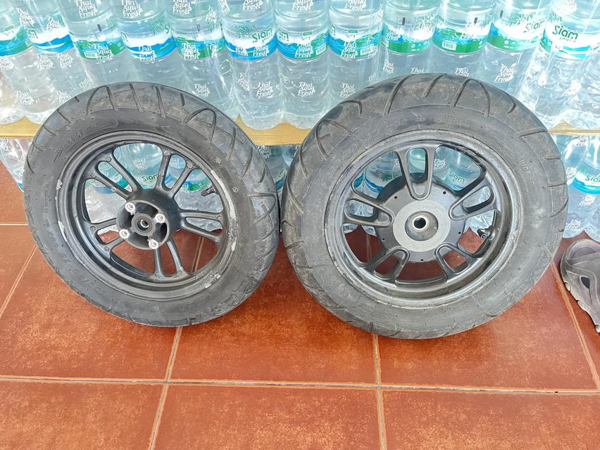 ล้อแม็ก รถมอเตอร์ไซค์ scoopy มือสอง ปี2023 รูปที่ 5