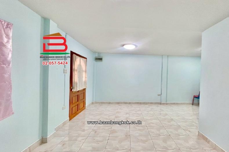 ทาวน์เฮาส์ บ้านสิริกร เนื้อที่ 20.5 ตร.ว (ซอยสามวา 15) แขวงมีนบุรี เขตมีนบุรี กรุงเทพมหานคร 6
