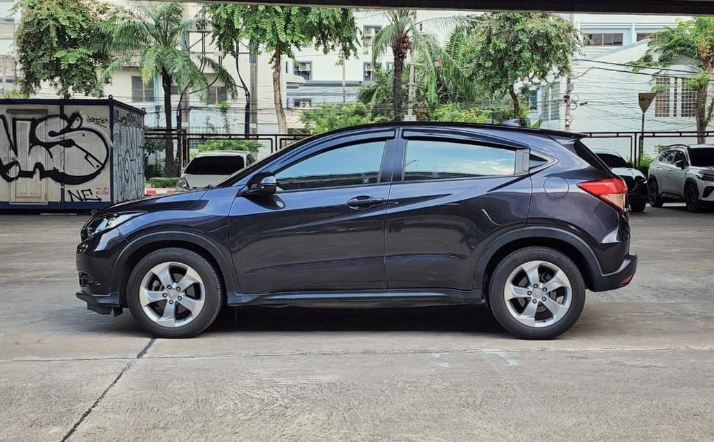 Honda HR-V 1.8 E vtec ปี 2015  4