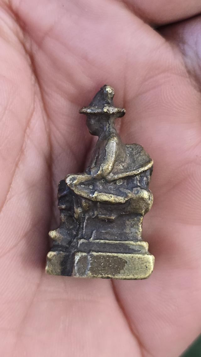 รูปหล่อ พระเจ้าตากสิน 8