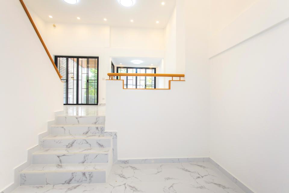 ขายด่วน! ทาวน์โฮม 3 ชั้น ทำเลนวมินทร์ 135 ในหมู่บ้าน Private Villa รีโนเวทใหม่สวยๆ พื้นที่คุ้มๆ รีบทักมาจองเลยค่ะ 5