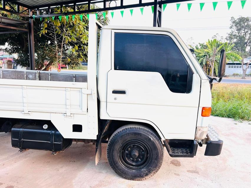 ปล่อยต่อรถบรรทุก 4 ล้อกลาง TOYOTA DYNA 6