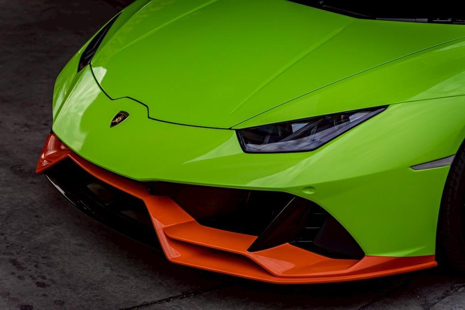 Lamborghini Huracán EVO AWD MY2021📆 ปีผลิต 2020 | 📍ราคาเพียง 19,900,000 บาทRenazzo Warranty ถึงวันที่ 01/02/2026 14