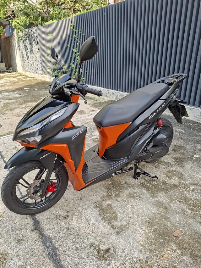 รถจักรยานยนต์ Honda Click 150i รูปย่อยที่ 4