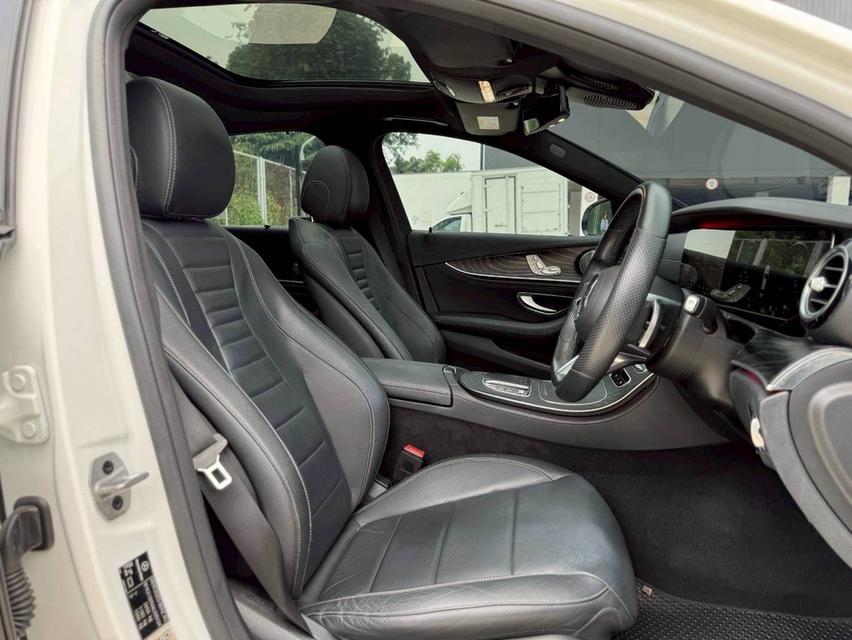 Mercedes Benz E300e AMG Dynamic Facelift (W213) รูปที่ 6