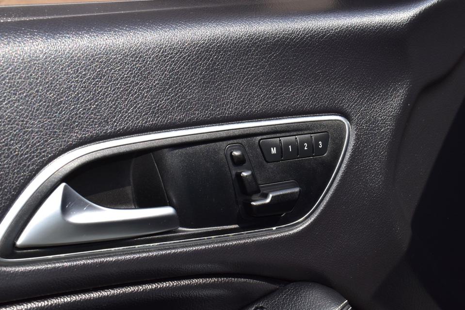 รหัสรถ PB3302 BENZ CLA 180 W117 AUTO 2015 เบนซิน รูปที่ 14