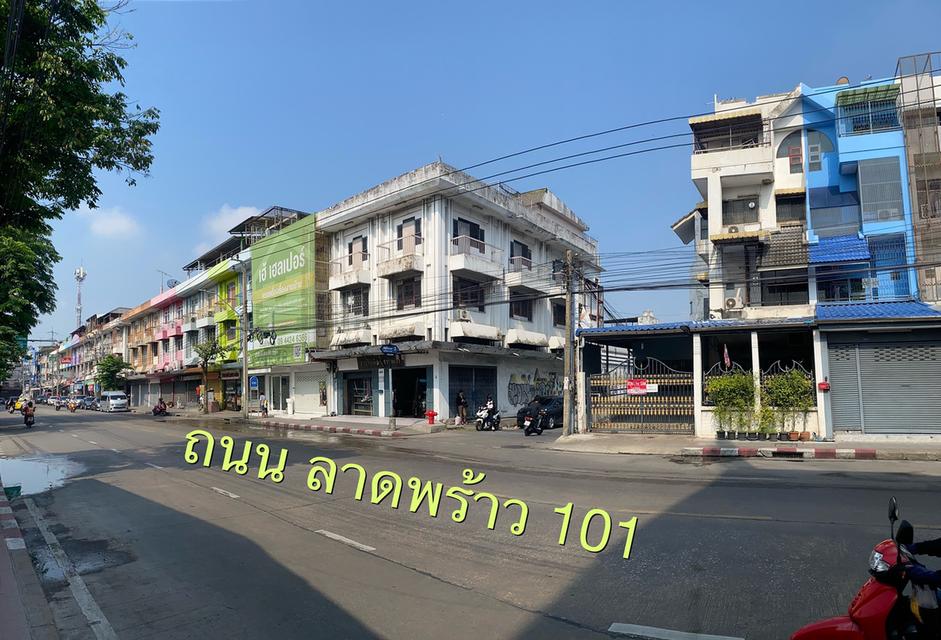 บ้านทาวโฮม ใกล้สถานีBTS ลาดพร้าว101 6