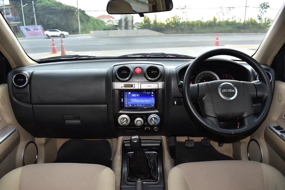รหัสรถ PB9713 ISUZU DMAX 2.5 TITANUM HILANDER สี่ประตู ดีเซล ปี2011  6