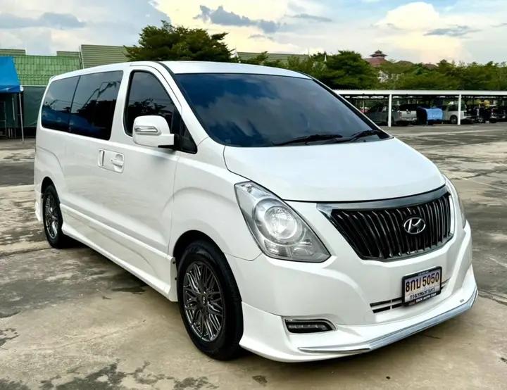 รถสภาพดี Hyundai H-1 3