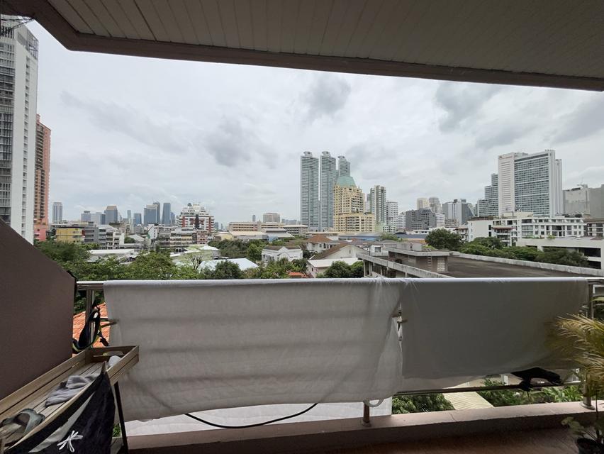 Serene Place Sukhumvit 24 10
