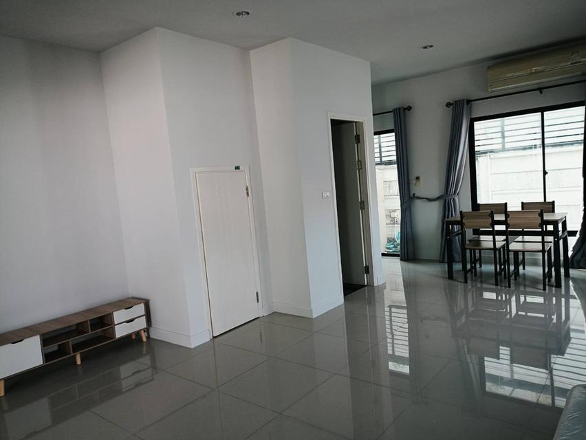 ทาวน์เฮ้าส์ สตอรี่ อ่อนนุช-วงแหวน ประเวศ ใกล้ เจมโม / สนามบินสุวรรณภูมิ