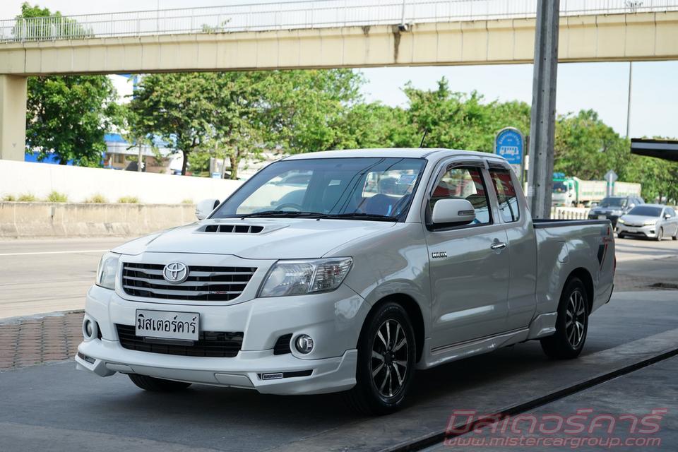 2015 TOYOTA VIGO CHAMP SMART CAB 2.5 E TRD SPORTIVO