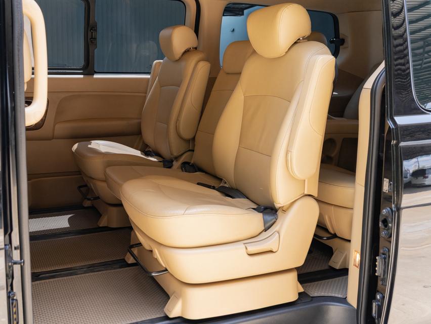 HYUNDAI H-1 2.5 ELITE 2019 āļĢāļđāļāļāļĩāđ 13