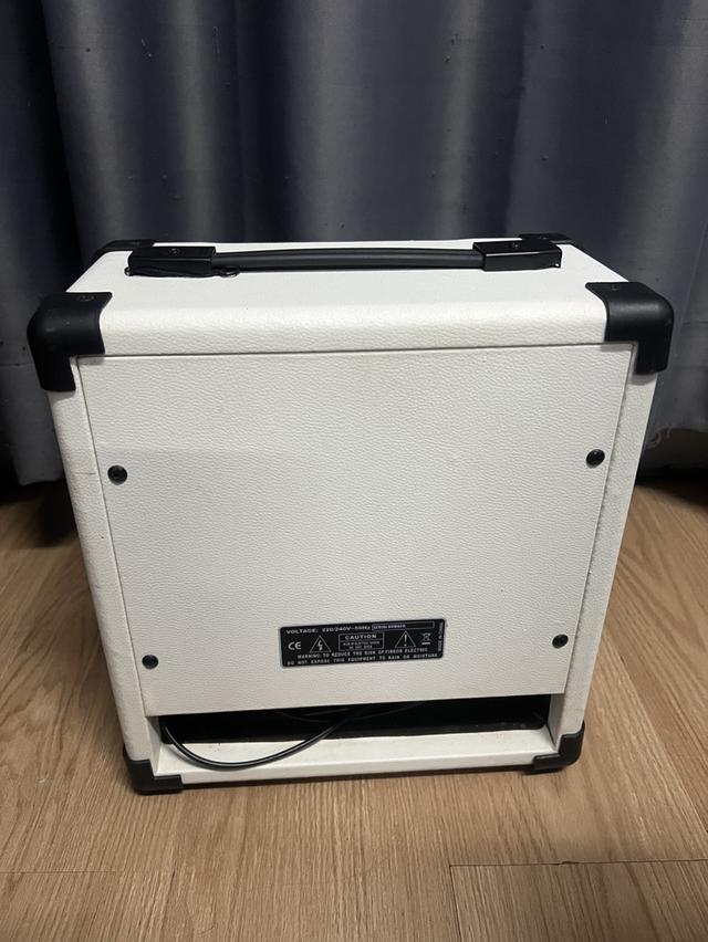 แอมป์กีต้าร์ Overdrive EA-15 สีขาว มือสองสภาพดี