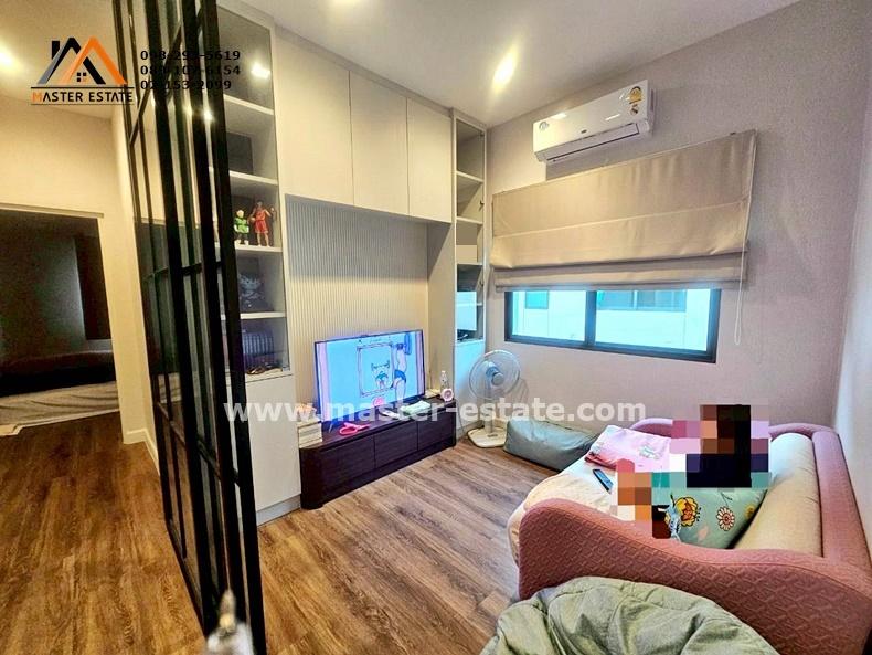 บางกอก บูเลอวาร์ด เวสต์เกต สวยมาก พร้อมอยู่ แต่งครบ 52.3 ตร.ว. ต่อเติมครบทุกฟังก์ชั่นการใช้งาน สวย สะอาด สภาพนางฟ้า บ้านใหม่กริ๊บ มีหลังเดียว 13