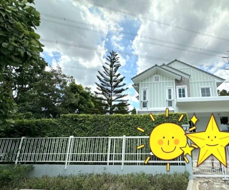 ขายและให้เช่าบ้านใหม่ แปลงมุม สีวลี ศรีนครินทร์-ร่มเกล้า 87 ตร.ว. 4 ห้องนอน อายุบ้านไม่ถึง 1 ปี ใกล้ถ.กรุงเทพกรีฑา 16