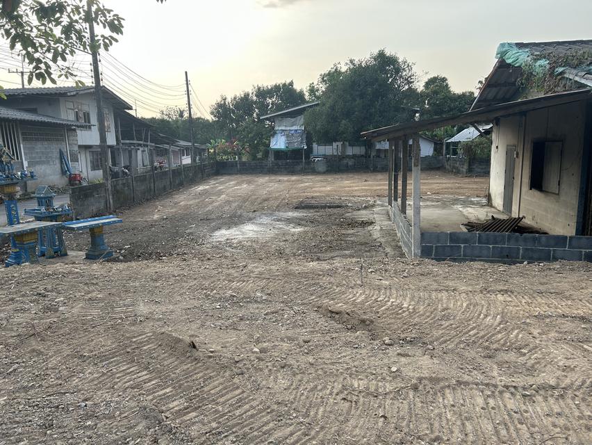 ที่ดินสวยติดถนนใหญ่เส้นทางท่องเที่ยวและไปเขื่อนขุนด่านฯนครนายก 2