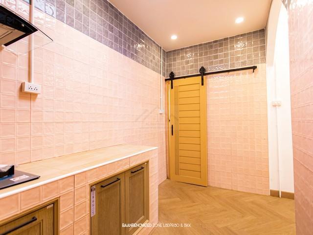 ขายทาวน์เฮ้าส์ 1.5 ชั้น หมู่บ้านทอรุ้ง นวมินทร์ 111 รีโนเวทใหม่ สไตล์น่ารัก มีชั้นใต้หลังคา พร้อมครัวสวย 8