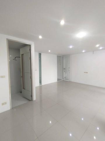 ให้เช่าทาวน์โฮม4ชั้นห้องมุม 300ตร.ม.ย่านรามอินทราใกล้แฟชั่นไอแลนส์,MRTวงแหวนรามอินทรา สามารถจดทะเบียนบริษัทได้ 16